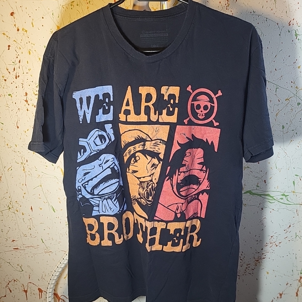 One Piece T Shirt Men Size L  Blue